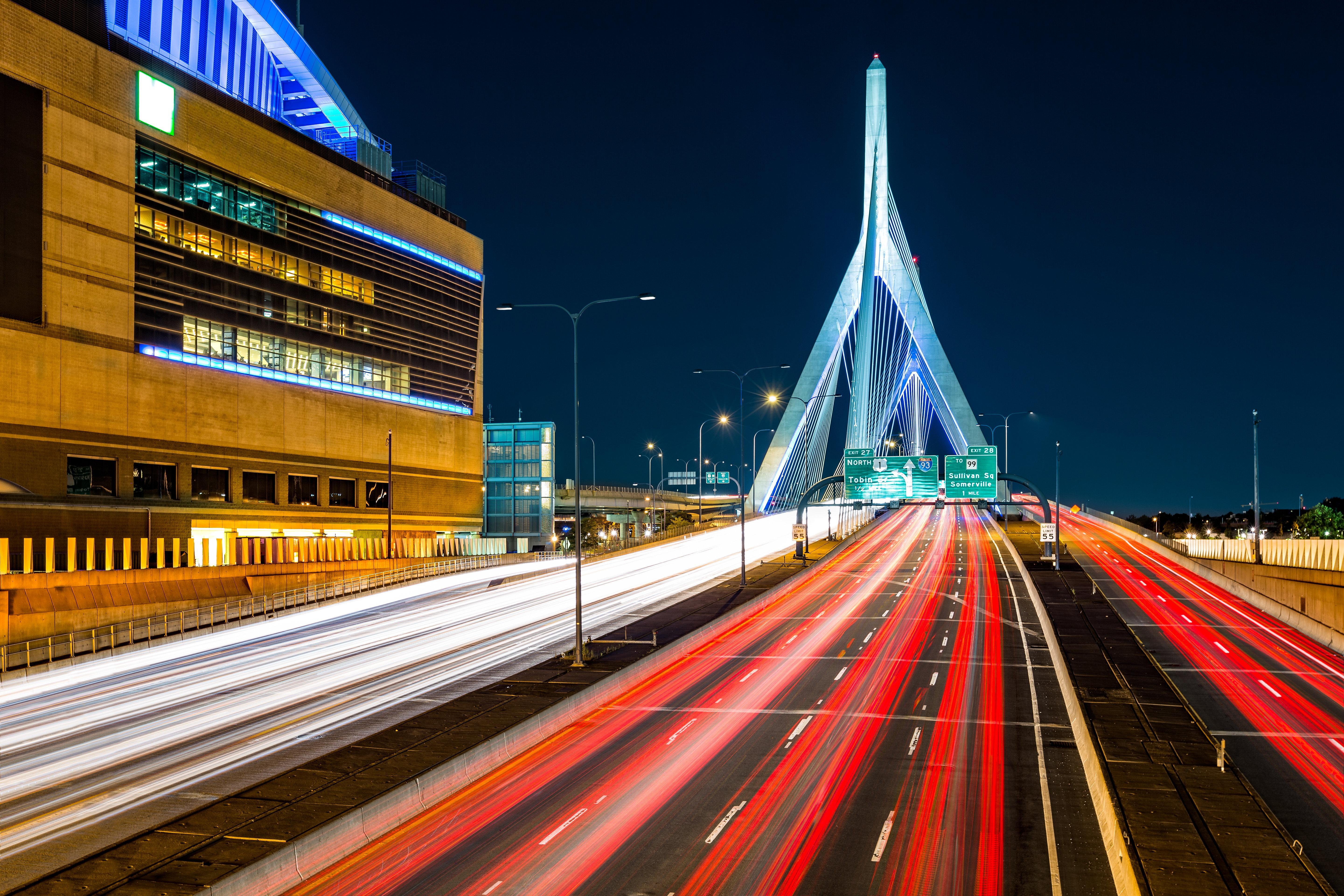 Holiday Inn Boston Logan Airport - Chelsea By Ihg Экстерьер фото