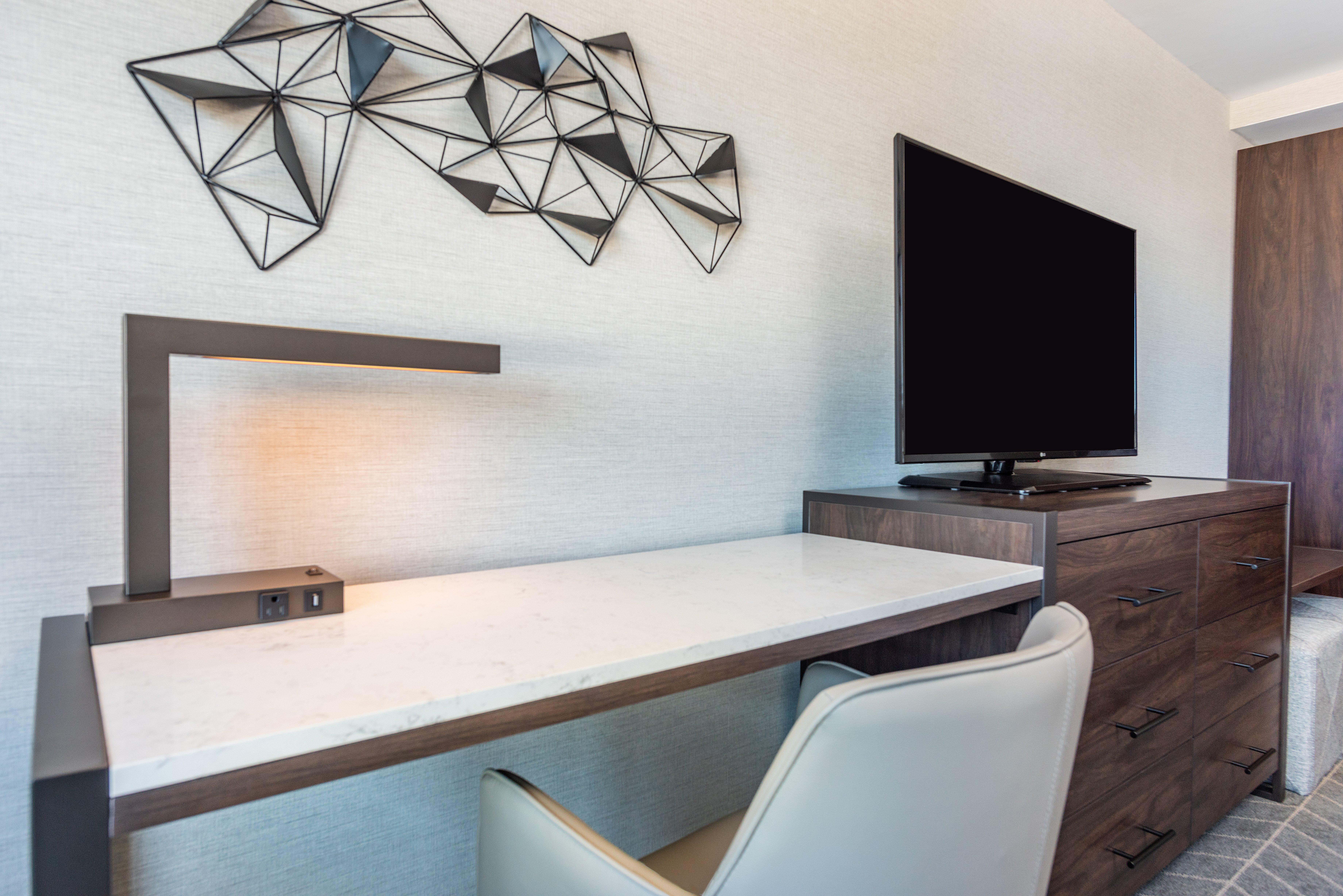 Holiday Inn Boston Logan Airport - Chelsea By Ihg Экстерьер фото