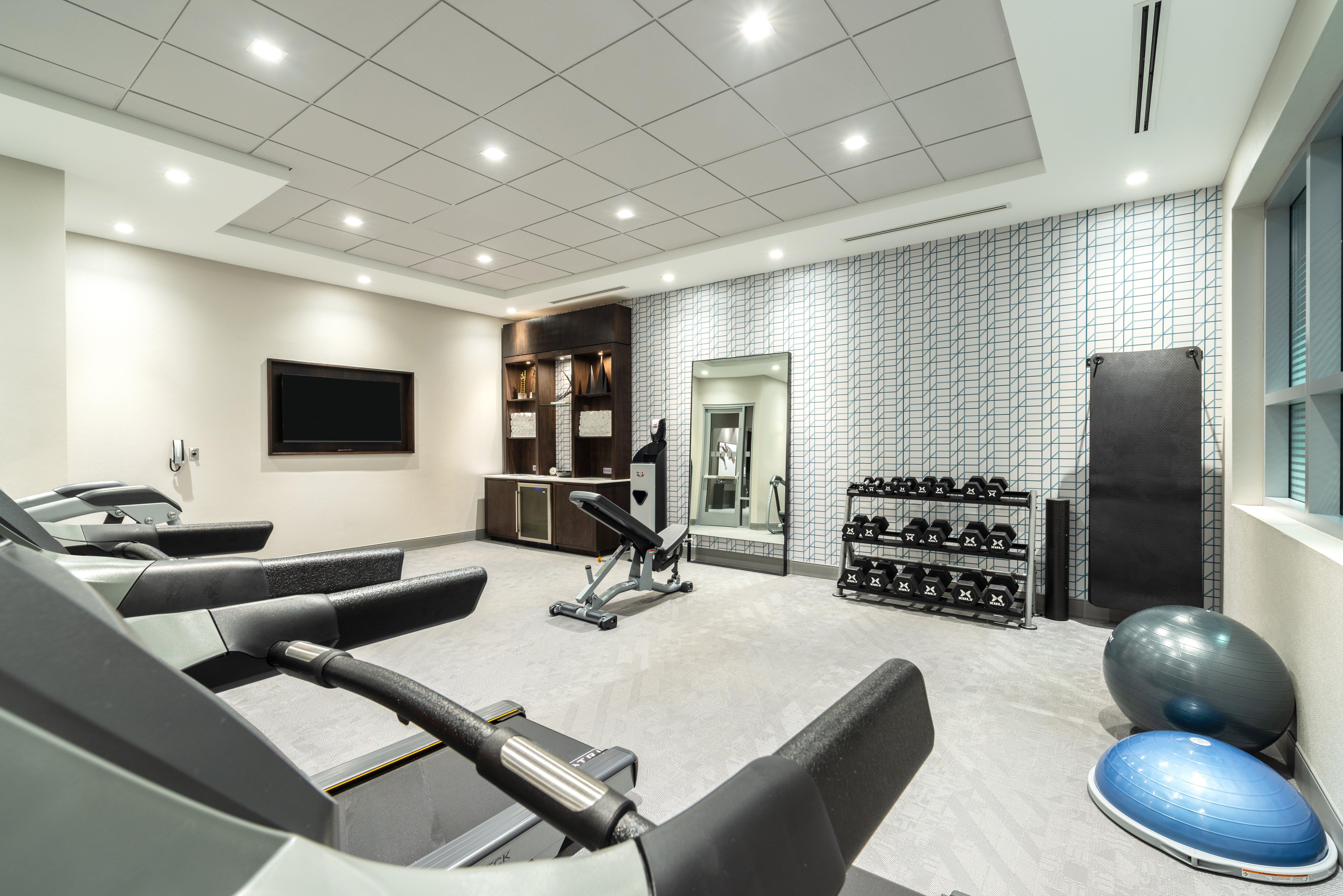 Holiday Inn Boston Logan Airport - Chelsea By Ihg Экстерьер фото